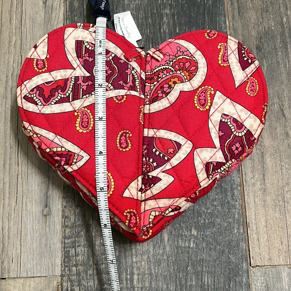 Vera Bradley quilted heart jewelry box - Picture 10 of 13